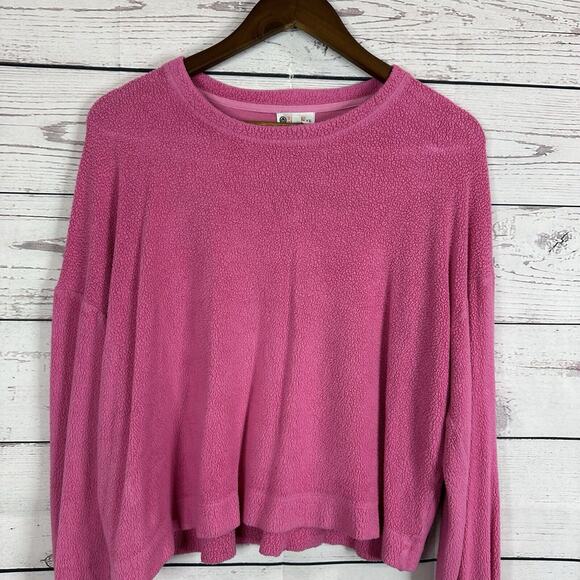 Evereve Sweatshirt Womens Small Pink Fleece Pull Over Relaxed Soft Casual - Picture 2 of 10